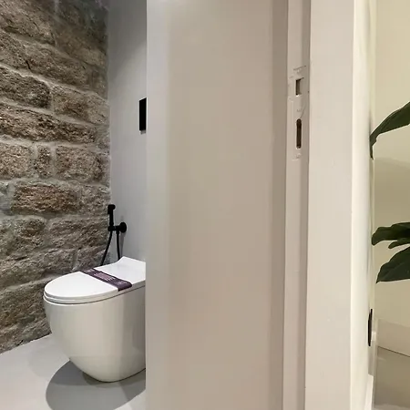 Fully Renovated 2br Spacious & Stylish Town House - Premium Location Apartamento