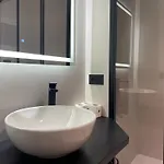 Spacious Renovated 2br Townhouse Cavour 41, Historic Centre * オルビア