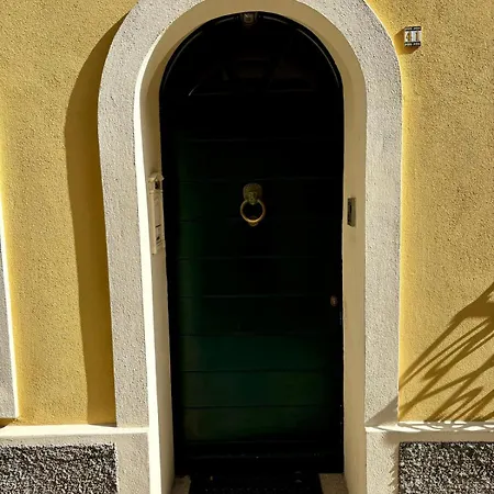 Completely Renovated 2br Spacious & Stylish Town House-amazing Olbia