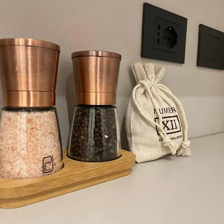 Fully Renovated 2br Spacious & Stylish Town House - Premium Location Apartment *