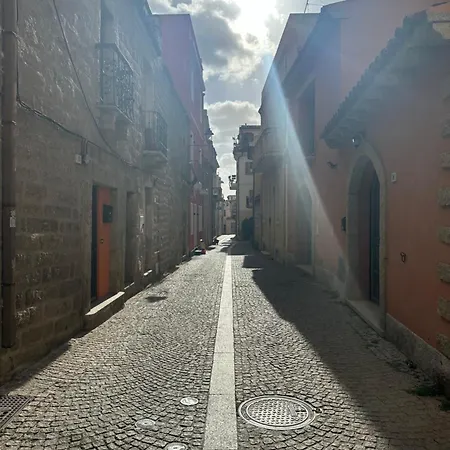 Apartment Completely Renovated 2br Spacious & Stylish Town House-amazing Olbia