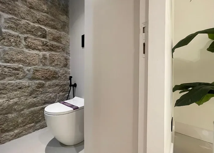 Fully Renovated 2br Spacious & Stylish Town House - Premium Location アパート